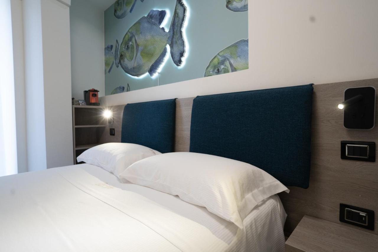 Carizza Rooms Pozzallo Exterior foto